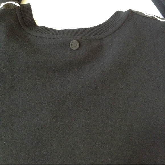 Hunter for Target black embossed sweater pattern line sleeves womens medium - Picture 11 of 12